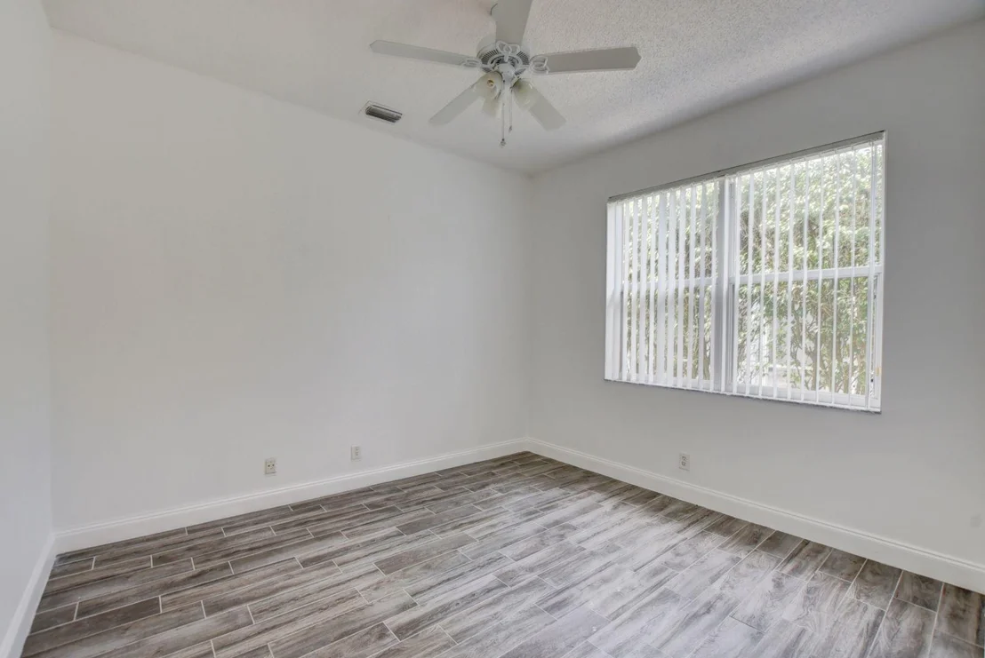 Photo of 10312 Lexington Estates Boulevard