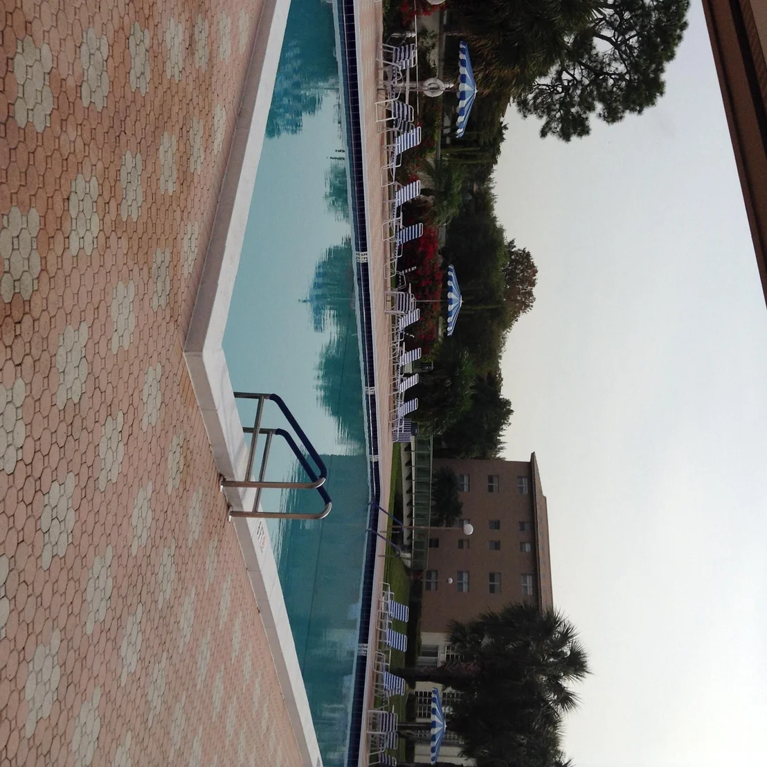 Photo of Unit H2 at 1901 Bermuda Circle