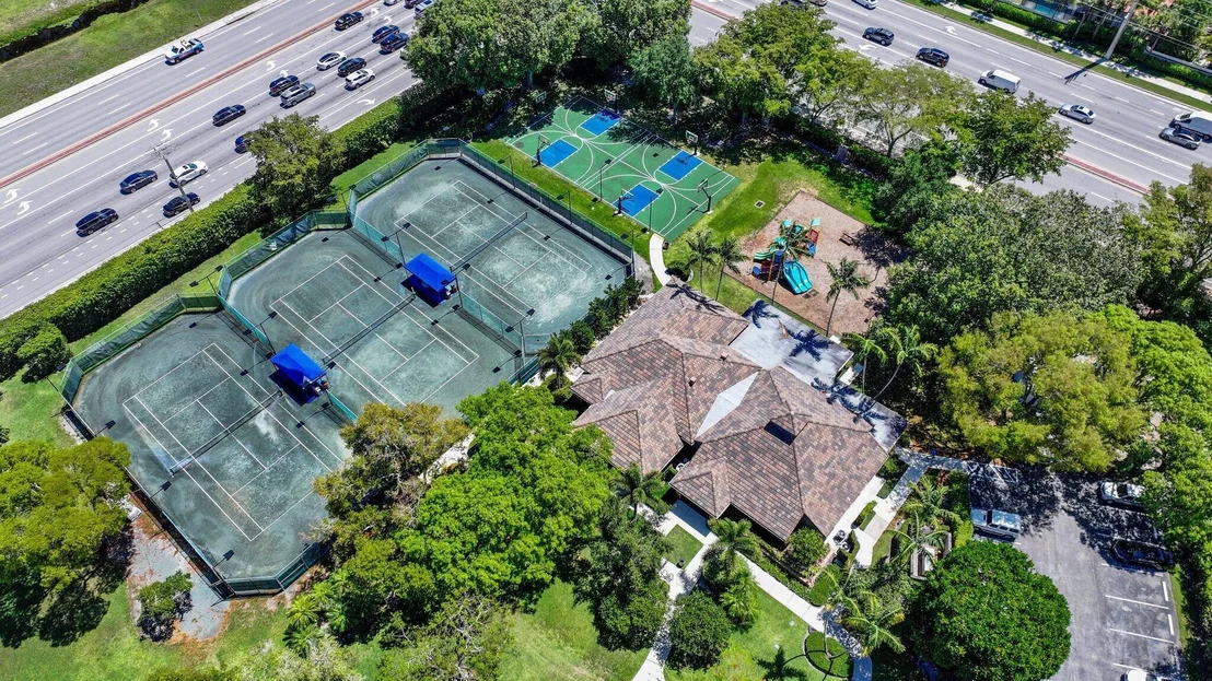 Photo of 3035 St James Drive