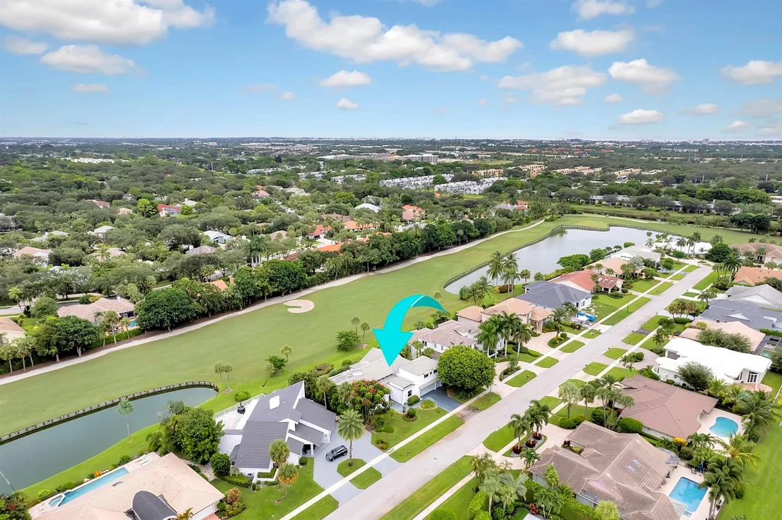 Photo of 3899 Live Oak Boulevard
