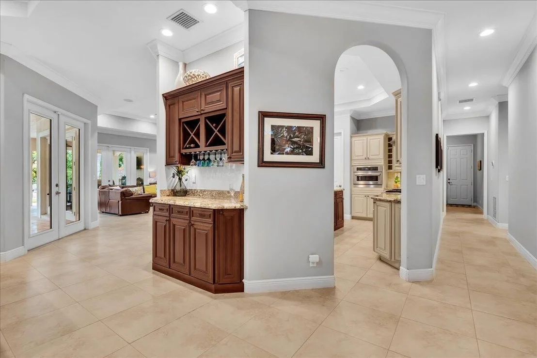 Photo of 378 Squire Drive
