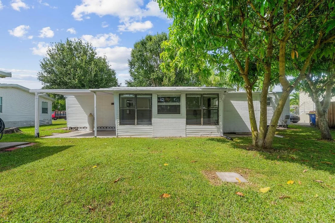 Photo of 2886 SE La Palma Terrace