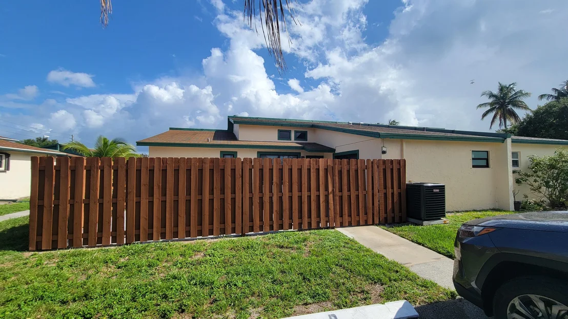 Photo of 1096 Manor Drive