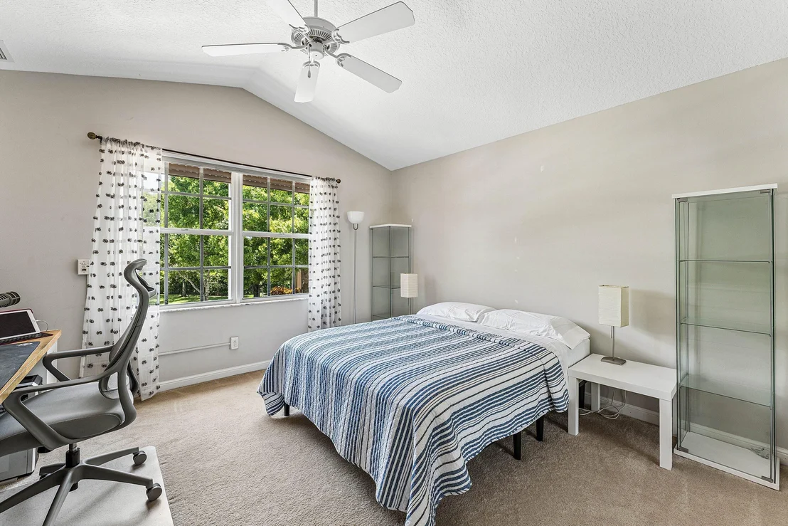 Photo of 4858 S Classical Boulevard