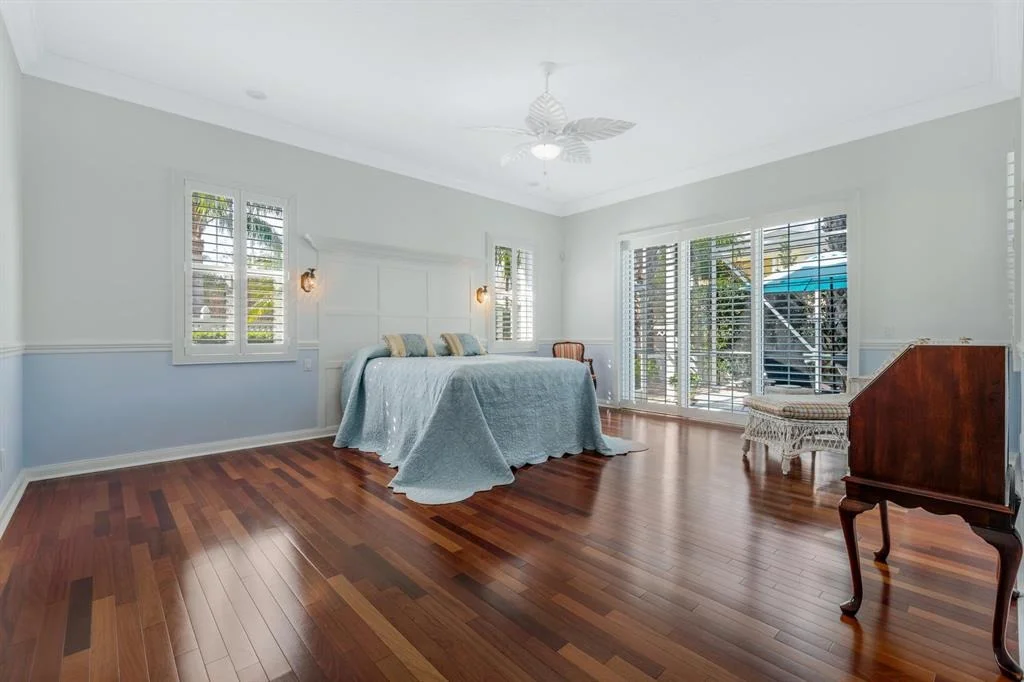 Photo of 1811 W Community Drive