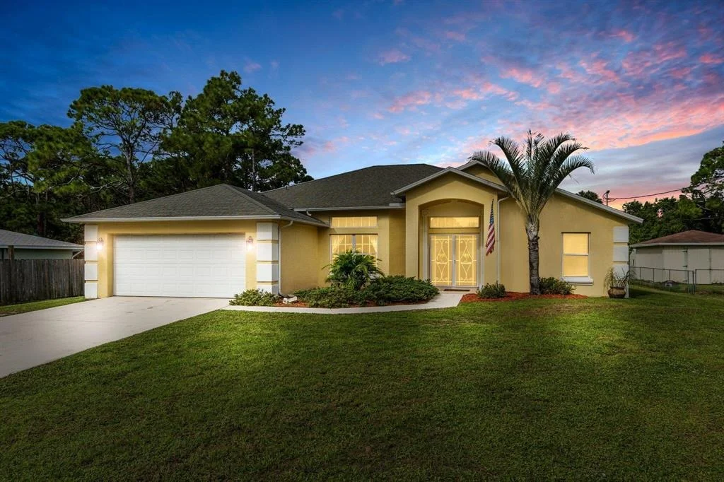 Photo of 5501 Pinetree Drive