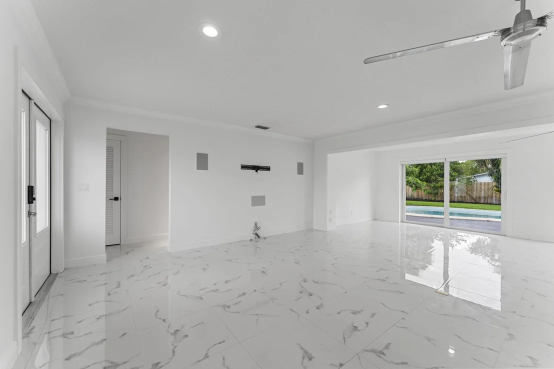 Photo of 599 NW 13th Drive