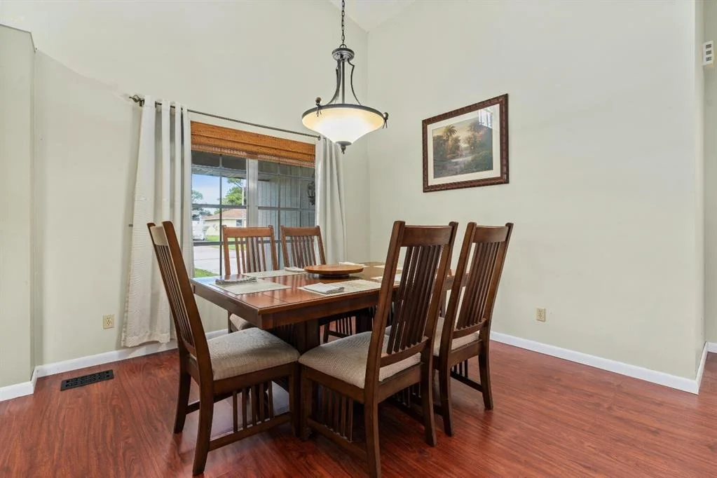 Photo of 5812 Raintree Trail