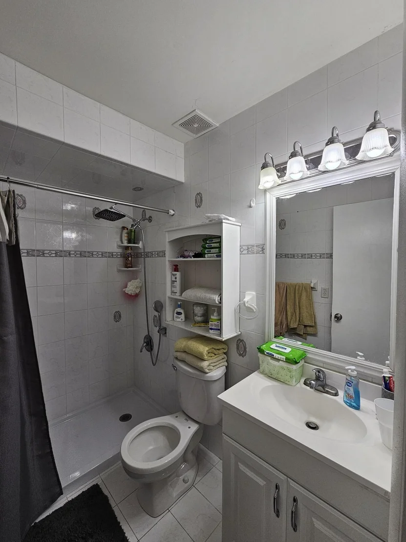 Photo of 474 Lake Road