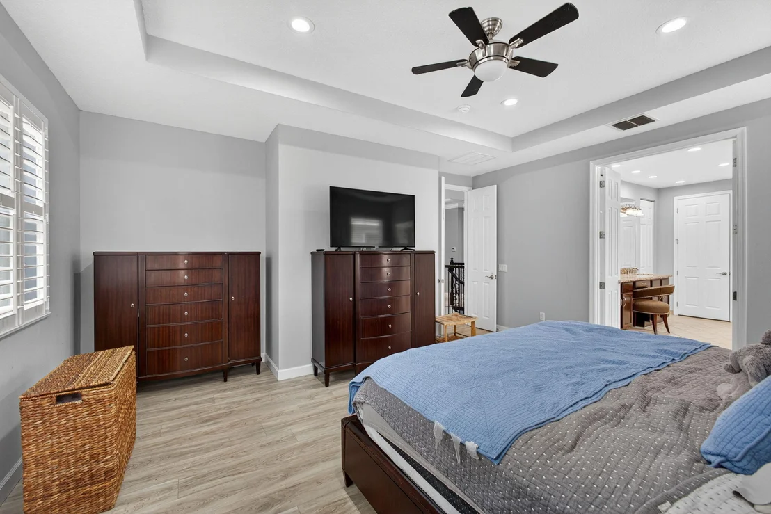 Photo of 9583 Phipps Lane