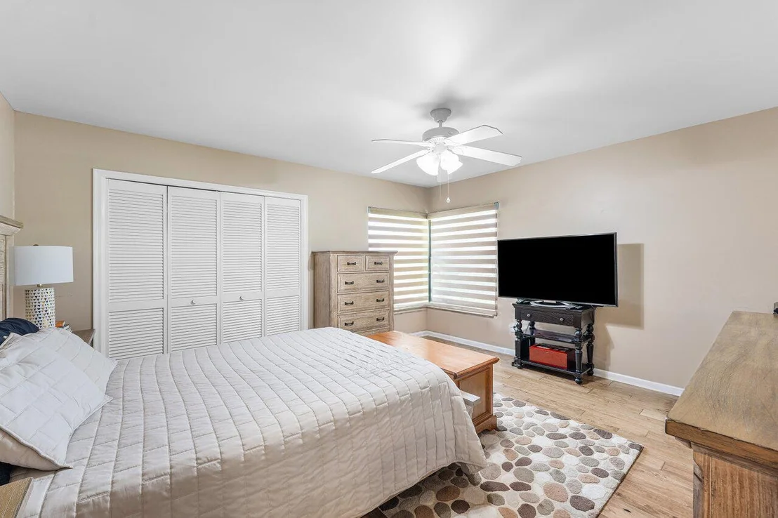 Photo of 4382 White Cedar Lane