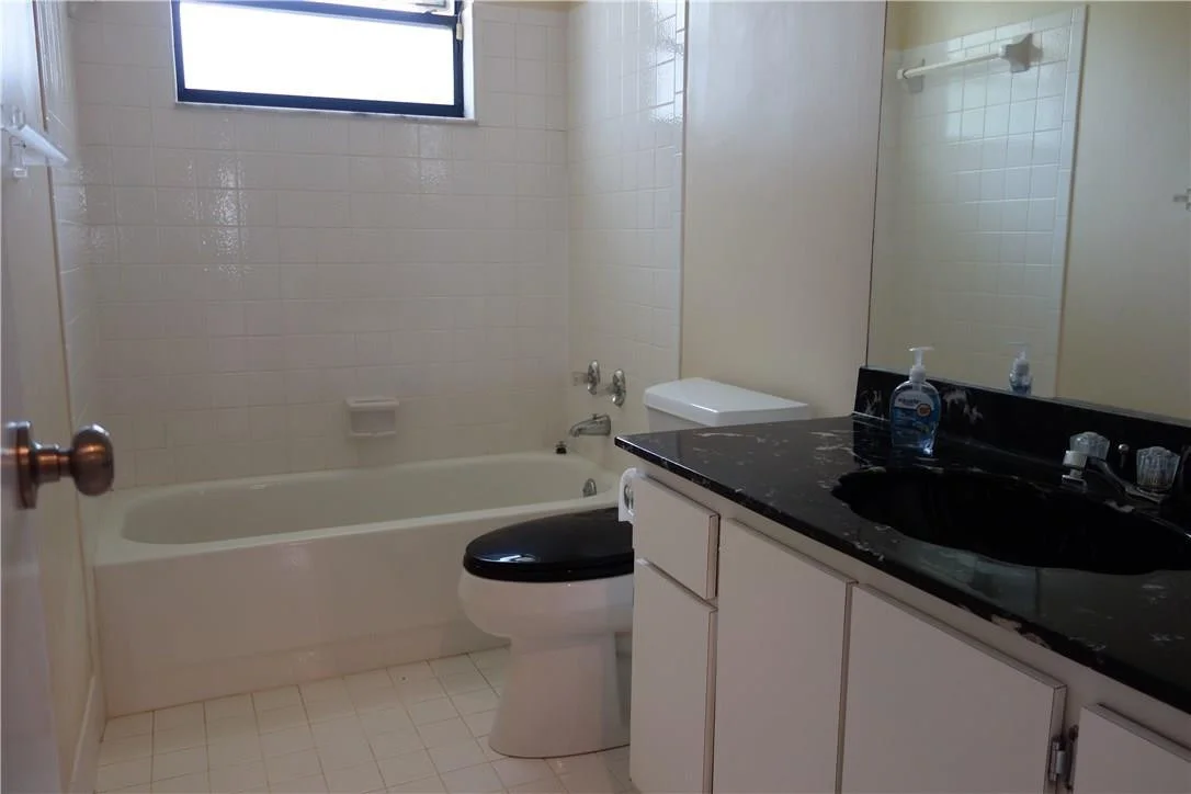 Photo of 8021 Buttonwood Circle