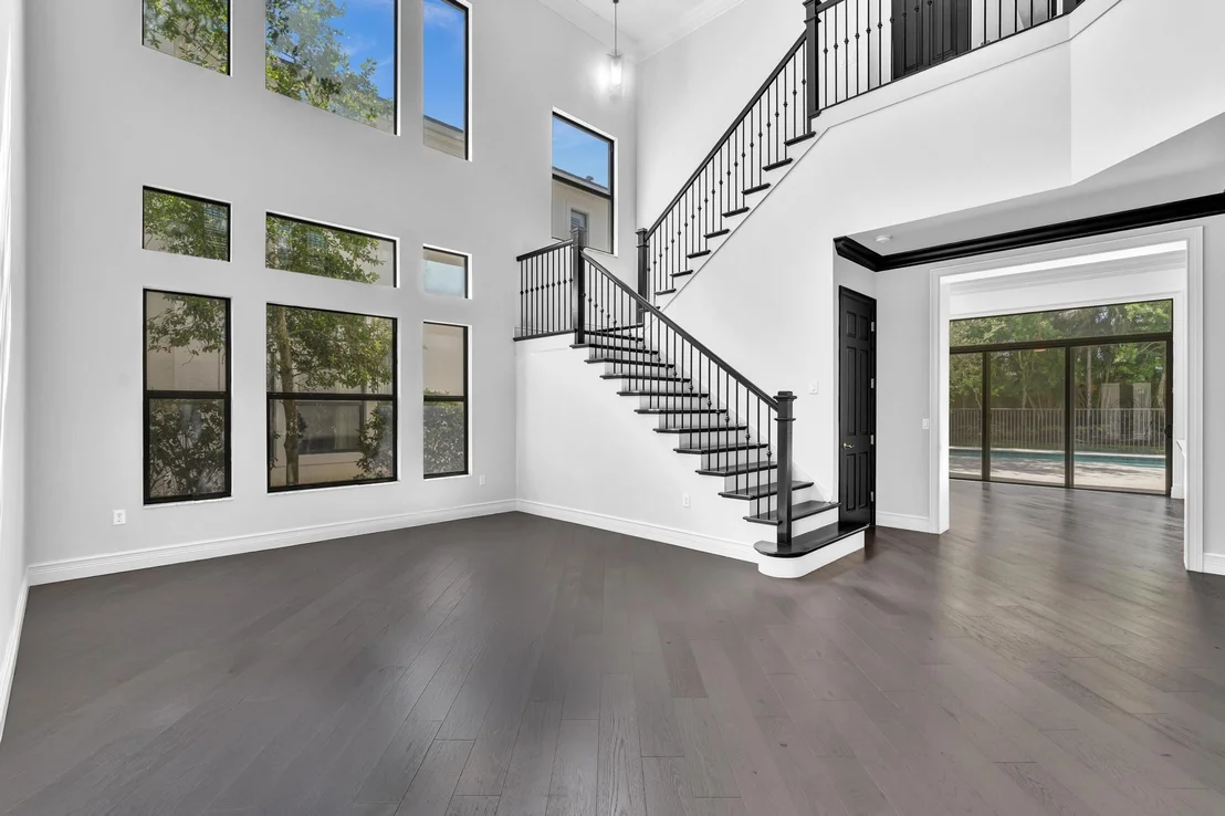 Photo of 16891 Pavilion Way