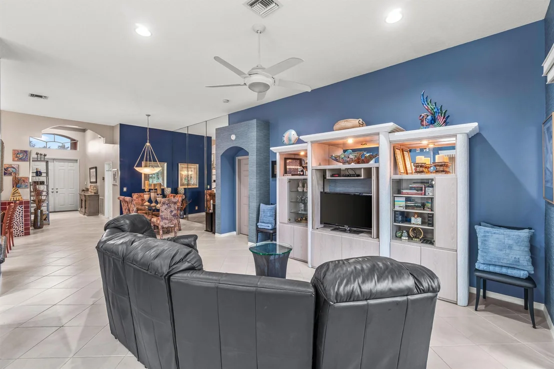Photo of 7117 Modena Drive