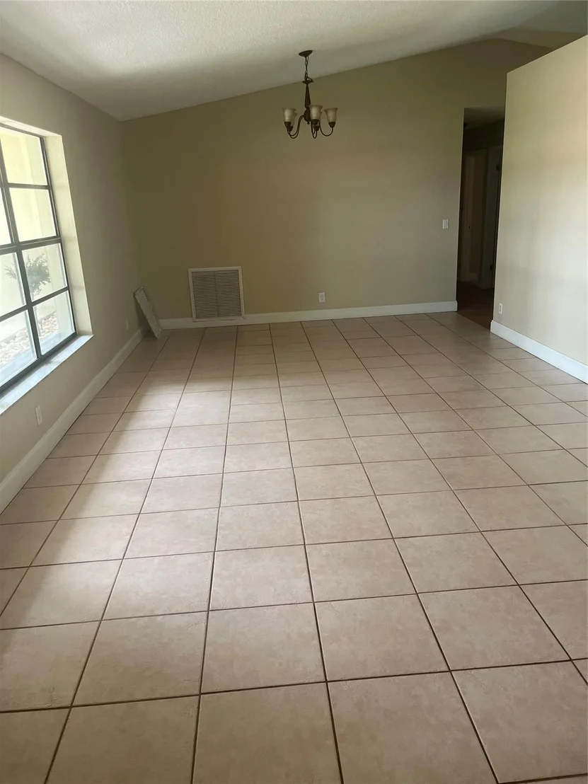 Photo of 10734 NW 17th Manor