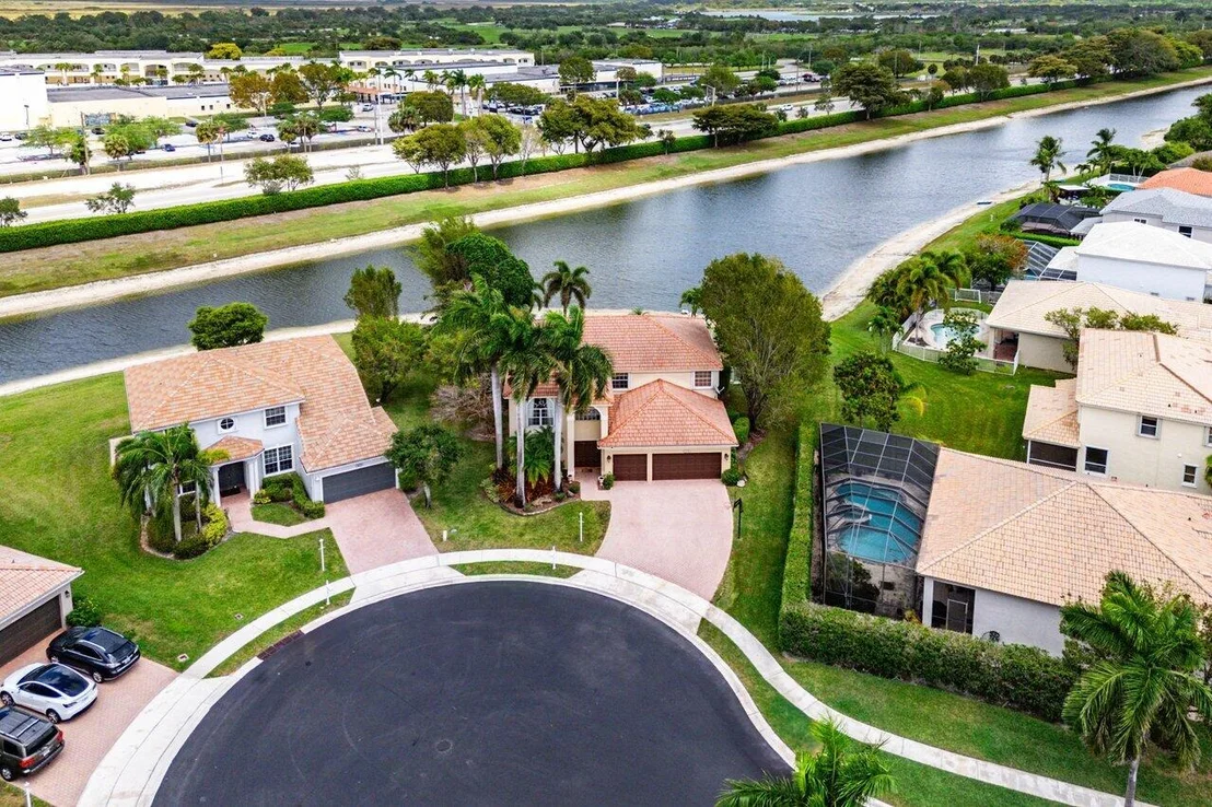 Photo of 21281 Waycross Drive