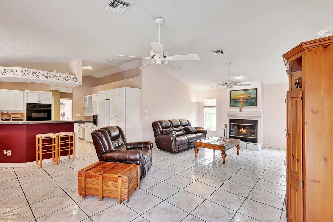 Photo of 1624 SW Gregor Way Way