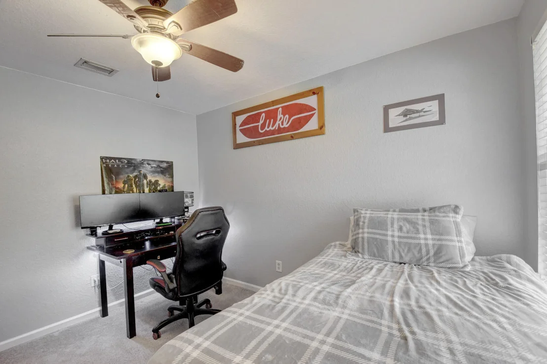 Photo of 5030 Solar Point Drive