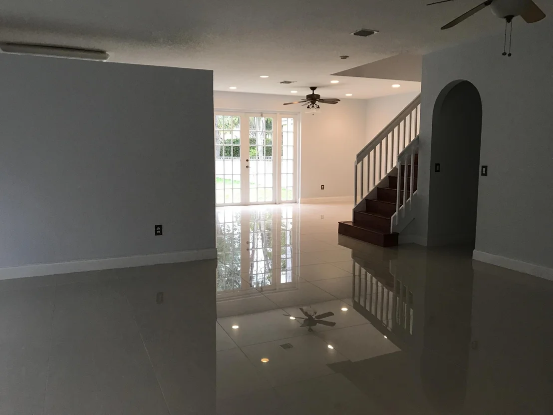 Photo of 6335 Stonehurst Circle