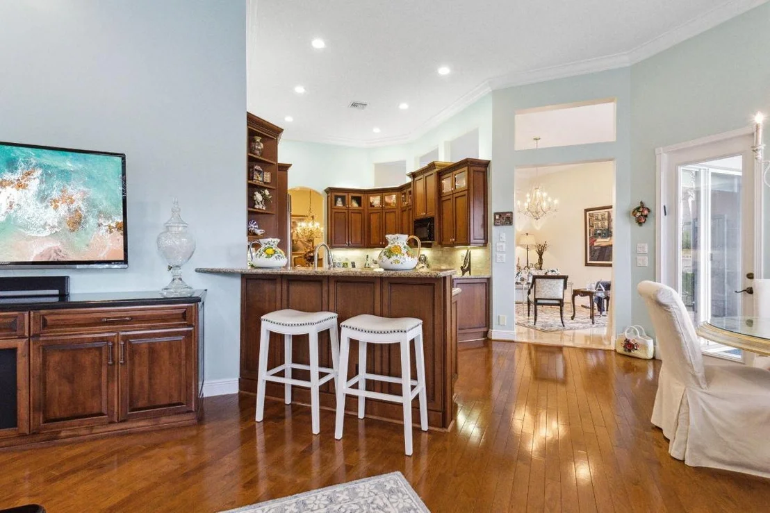 Photo of 6696 Via Como