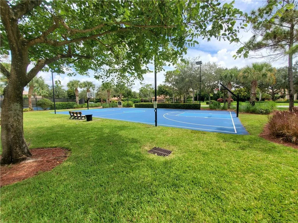 Photo of 2916 Juniper Lane