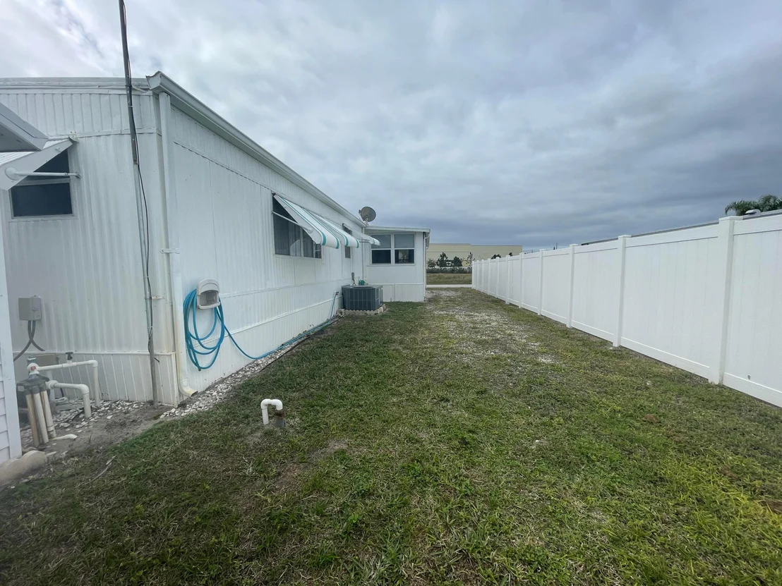 Photo of 7332 SE Redbird Circle