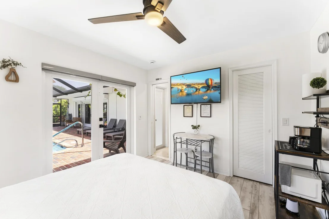 Photo of 8416 Pine Tree Lane