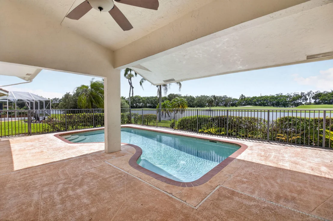 Photo of 6180 Golf Villas Drive