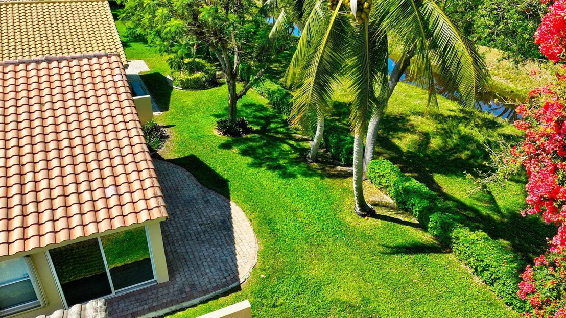 Photo of 6631 Sherbrook Drive