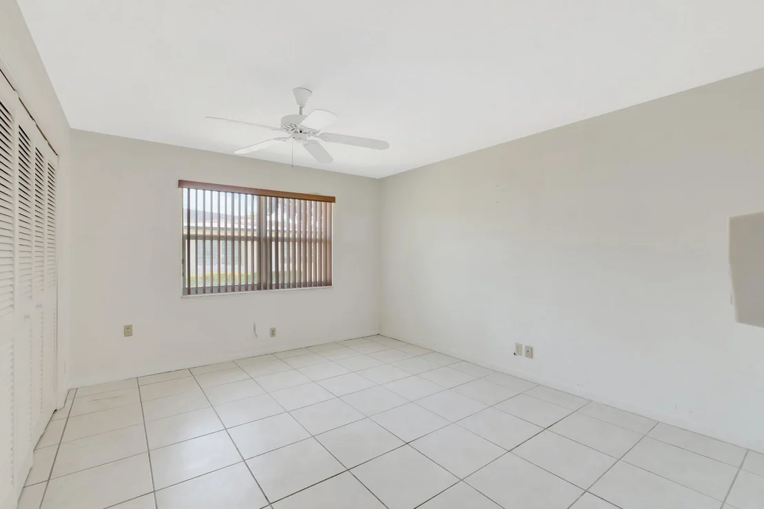 Photo of Unit A at 955 Circle Drive