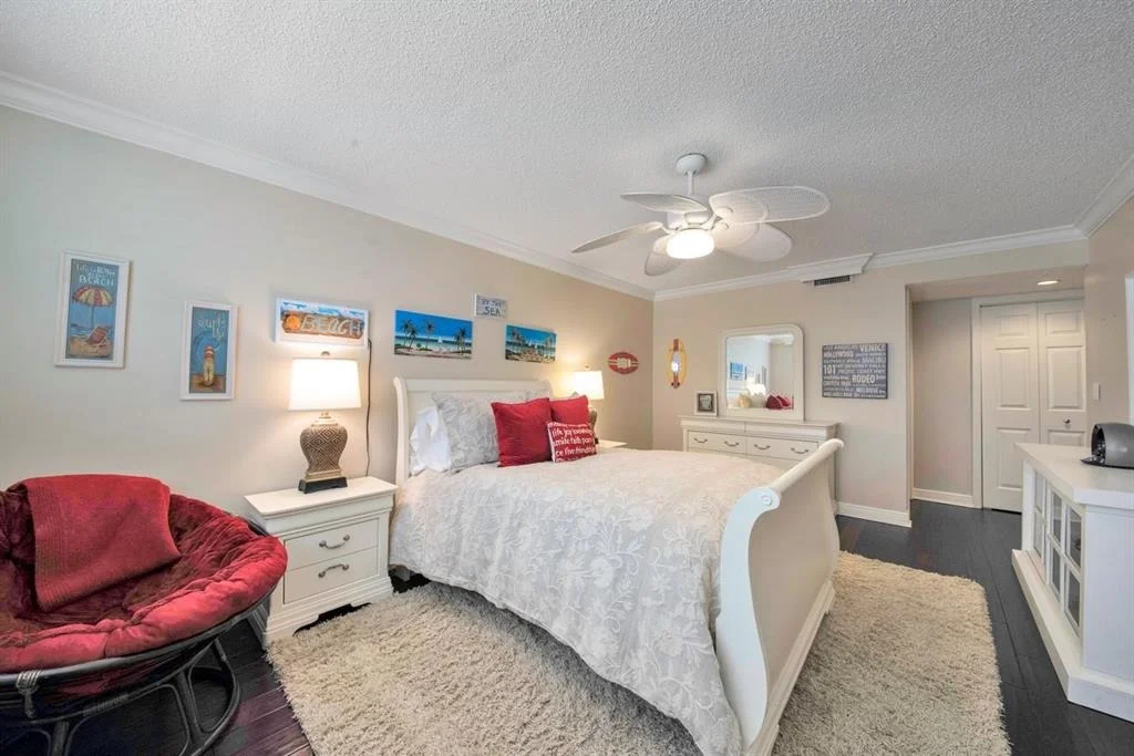 Photo of Unit E2 at 102 Half Moon Circle