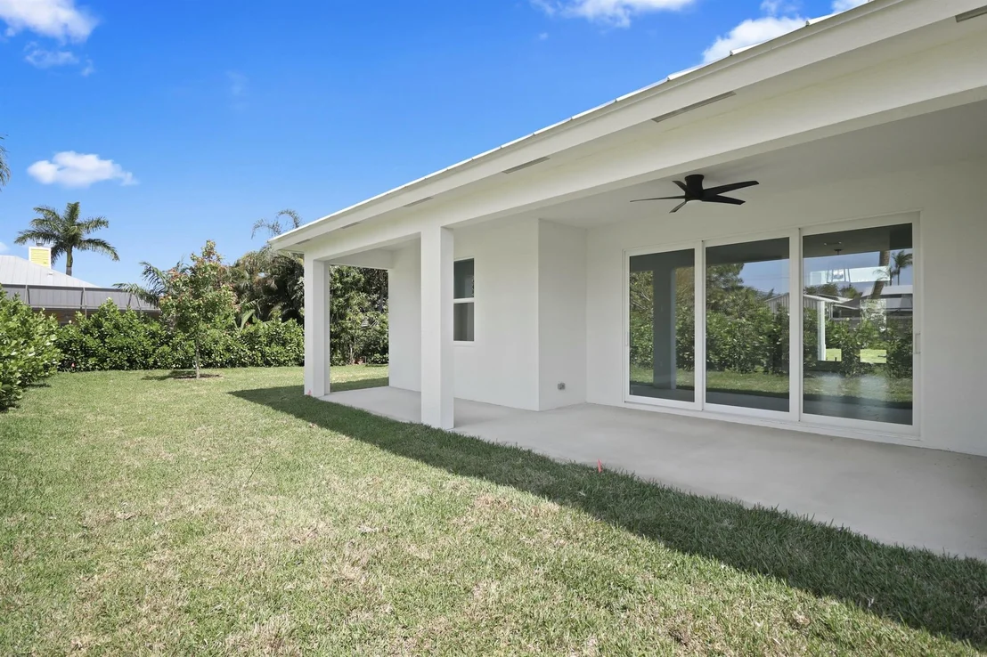 Photo of 4742 SE Starling Way
