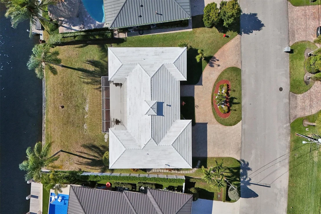 Photo of 850 SE 7th Avenue