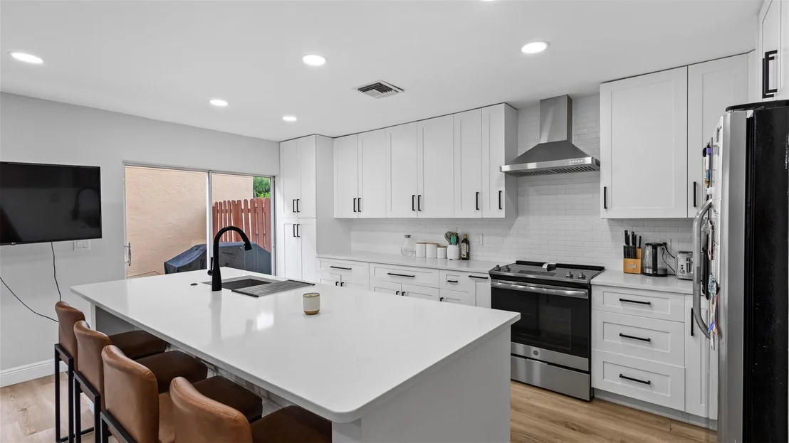 Photo of 10324 E Breezeway Place