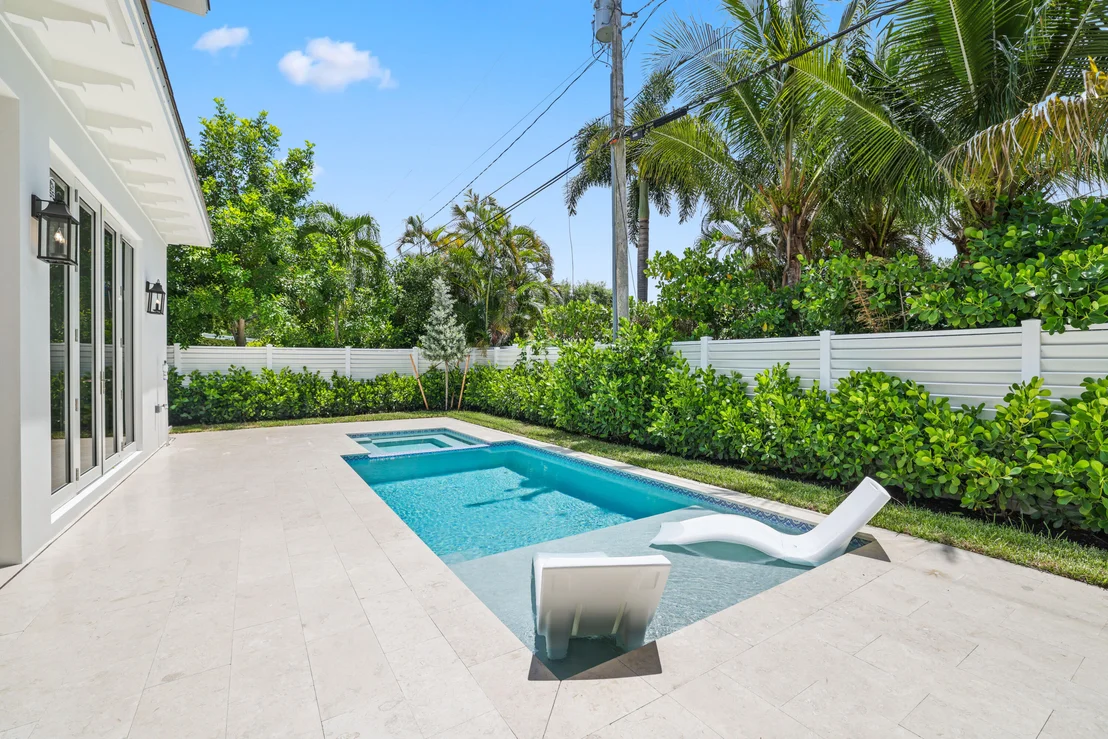 Photo of 528 KINGFISH Road