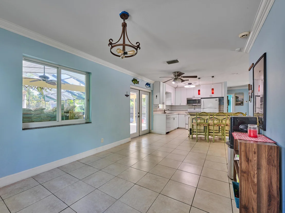 Photo of 191 SE 27TH Avenue