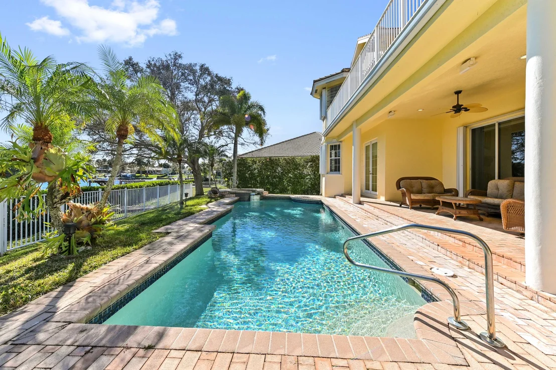 Photo of 8817 SE Compass Island Way