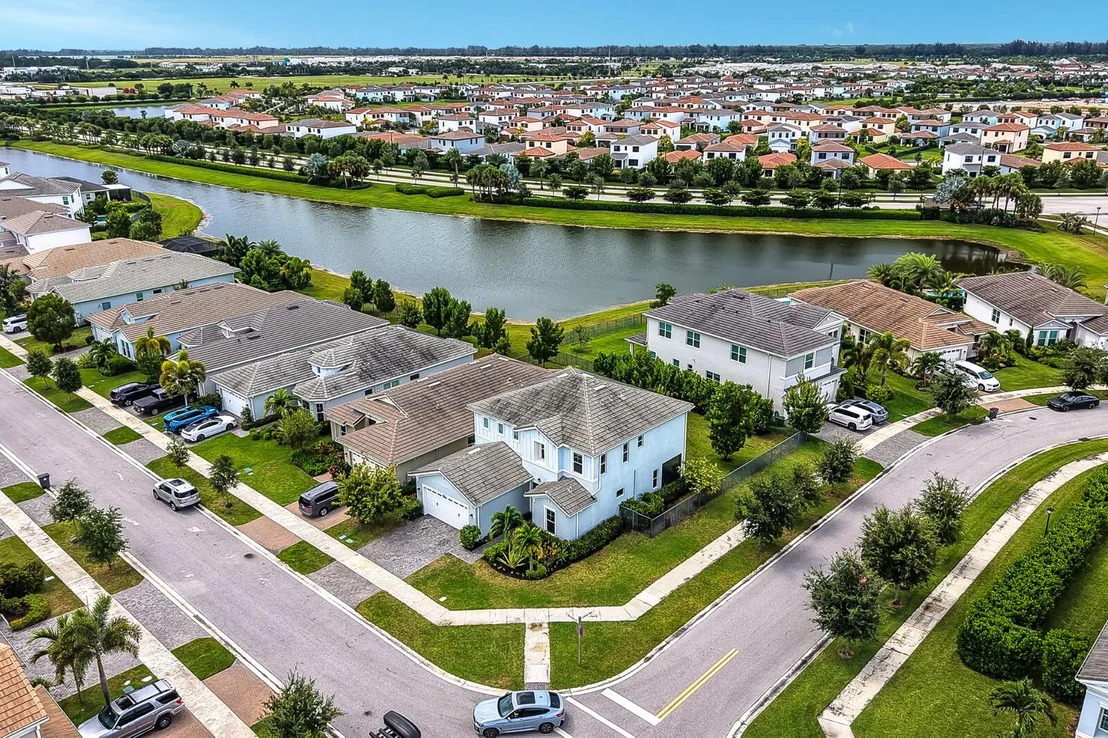 Photo of 15517 ORCHARD Drive