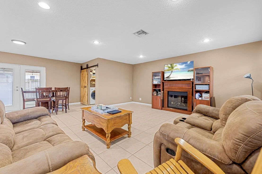 Photo of 9182 Lantern Drive