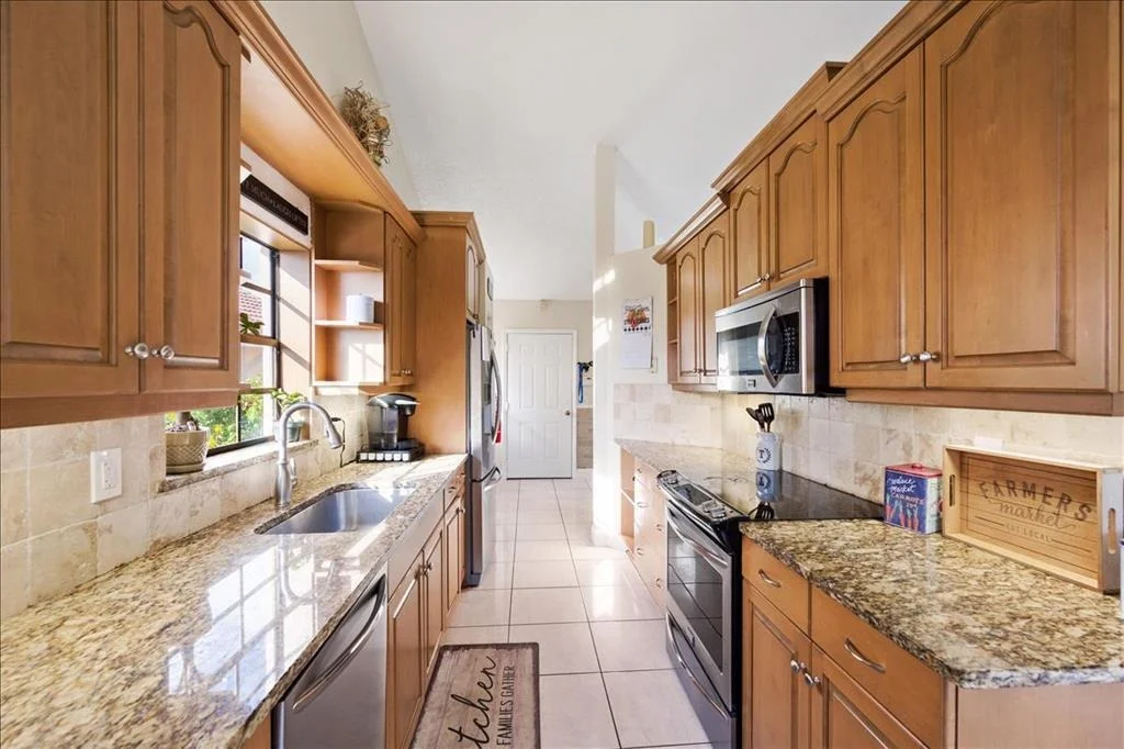 Photo of 5263 Helene Circle