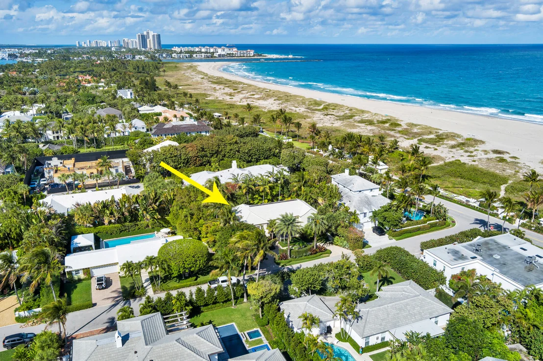 Photo of 111 SEAGATE Road
