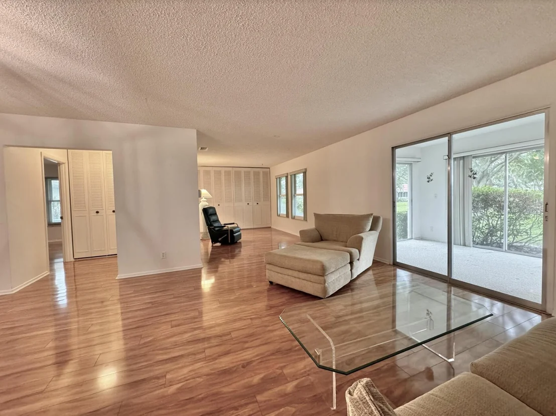 Photo of 194 Cape Cod Circle