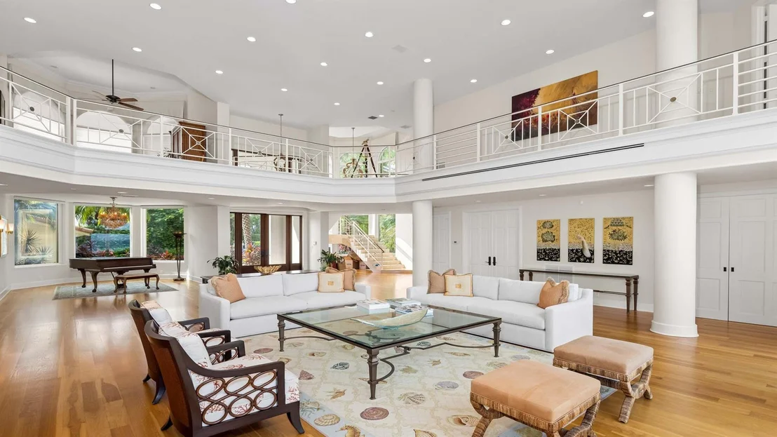 Photo of 755 N Ocean Boulevard