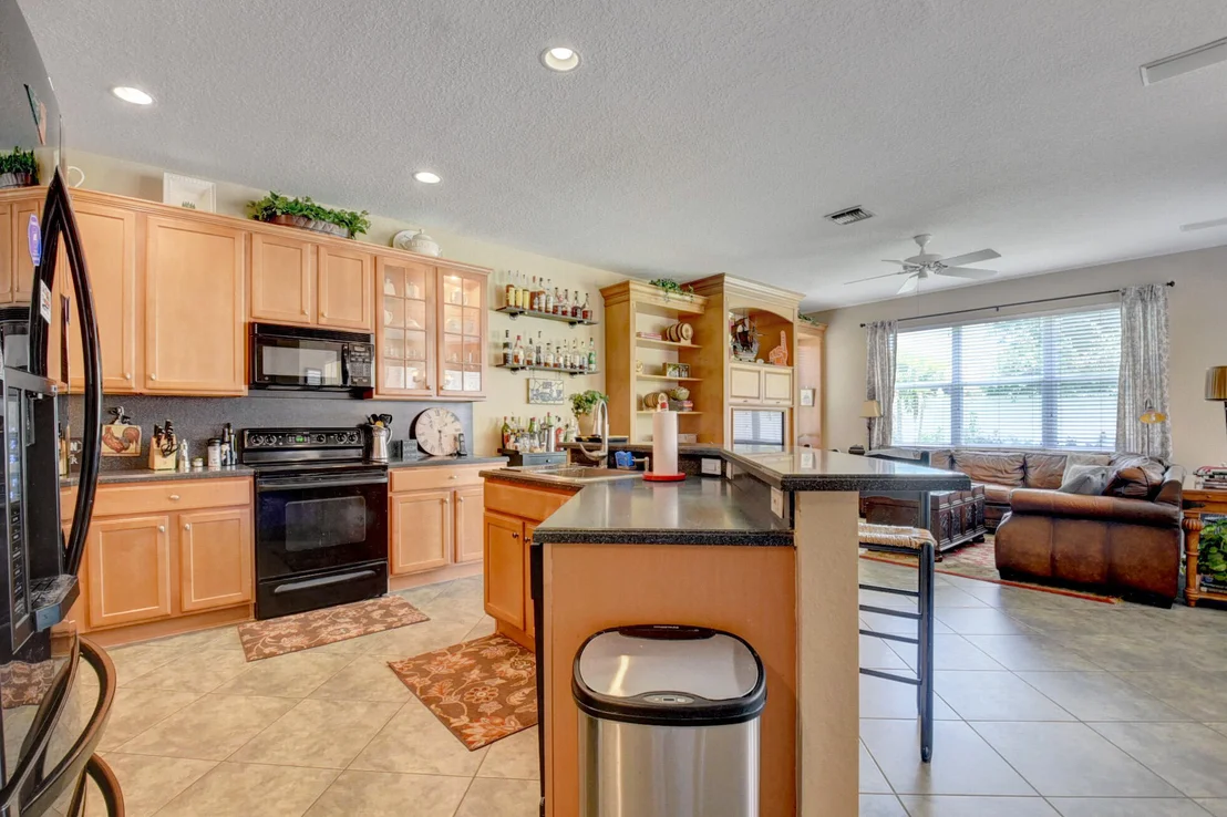 Photo of 5030 Solar Point Drive