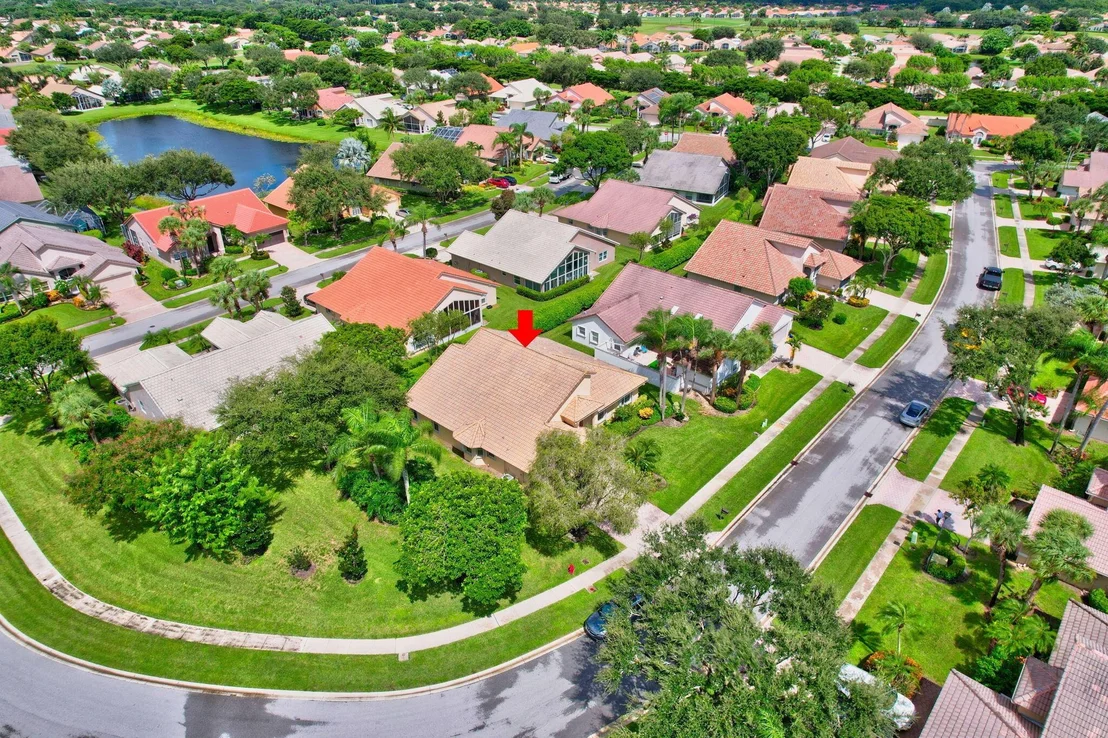 Photo of 6851 Grenelefe Road