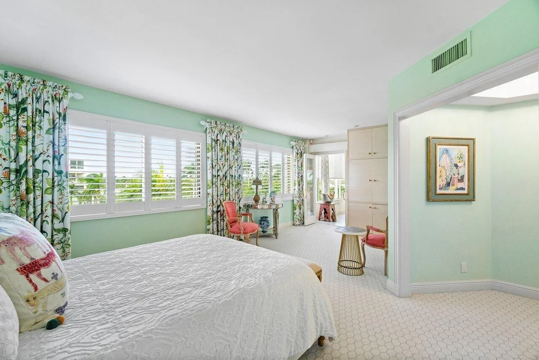 Photo of Unit B505 at 44 Cocoanut Row