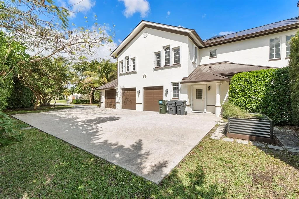 Photo of 13638 Greentree Trail
