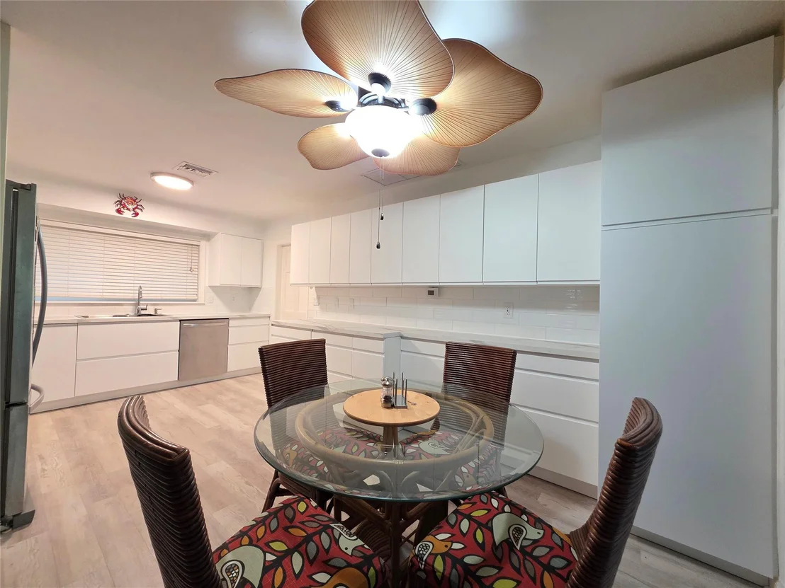 Photo of 2585 SE 3rd Street