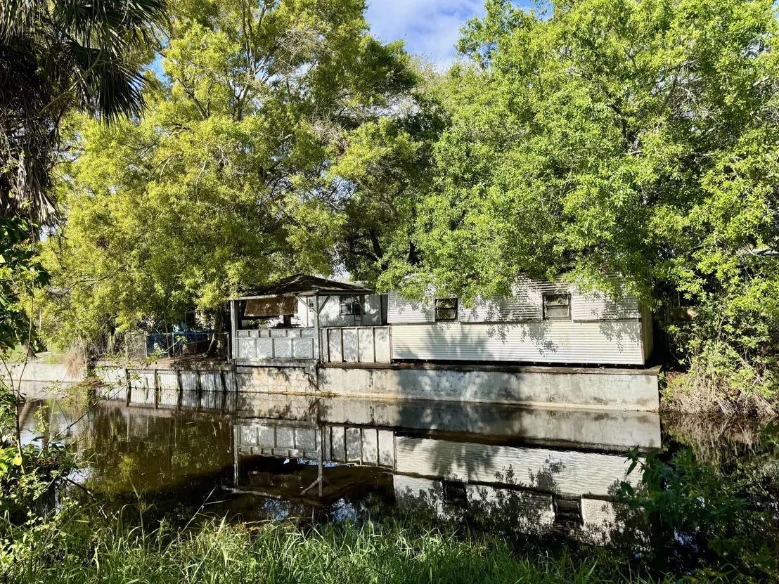 Photo of 1104 SE 8th Drive