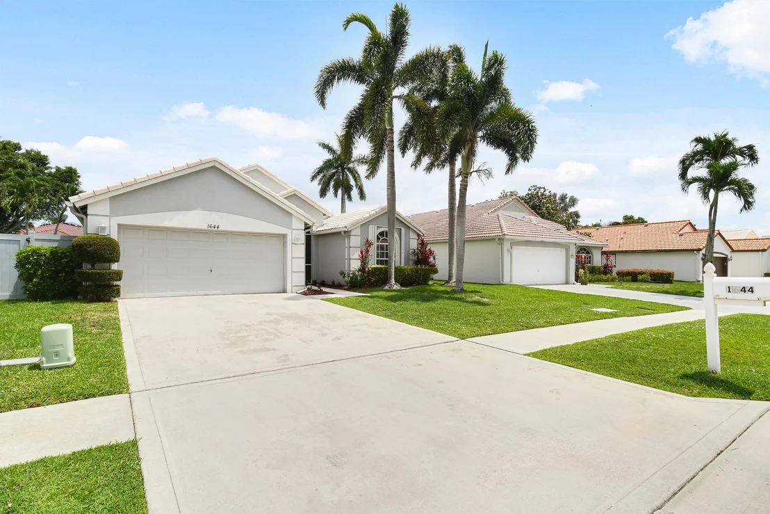 Photo of 1644 Oak Berry Circle